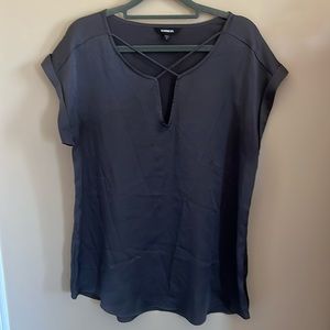 Express Short Sleeve Blouse, Gray, size Large